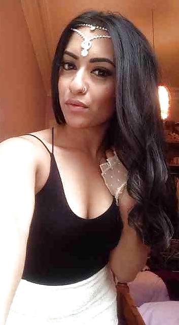 25P British uk paki indian bengali wank slut
