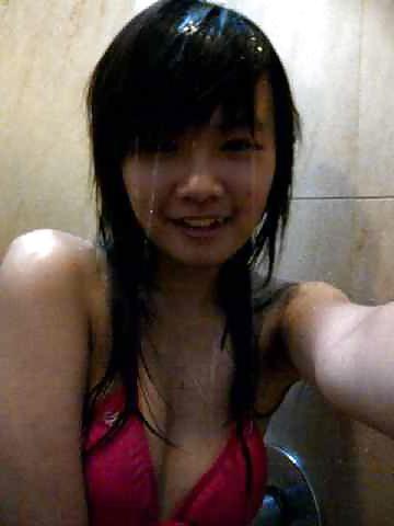 12P Model kediri namanya cia cia valentina
