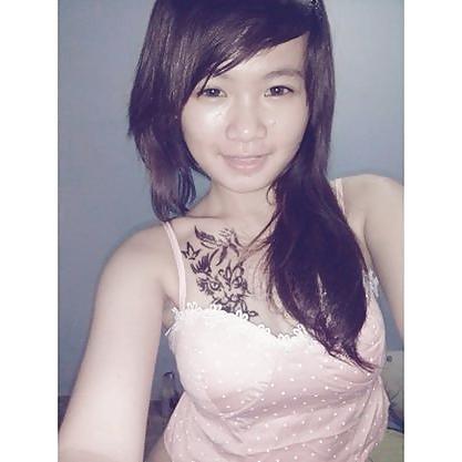 12P Model kediri namanya cia cia valentina