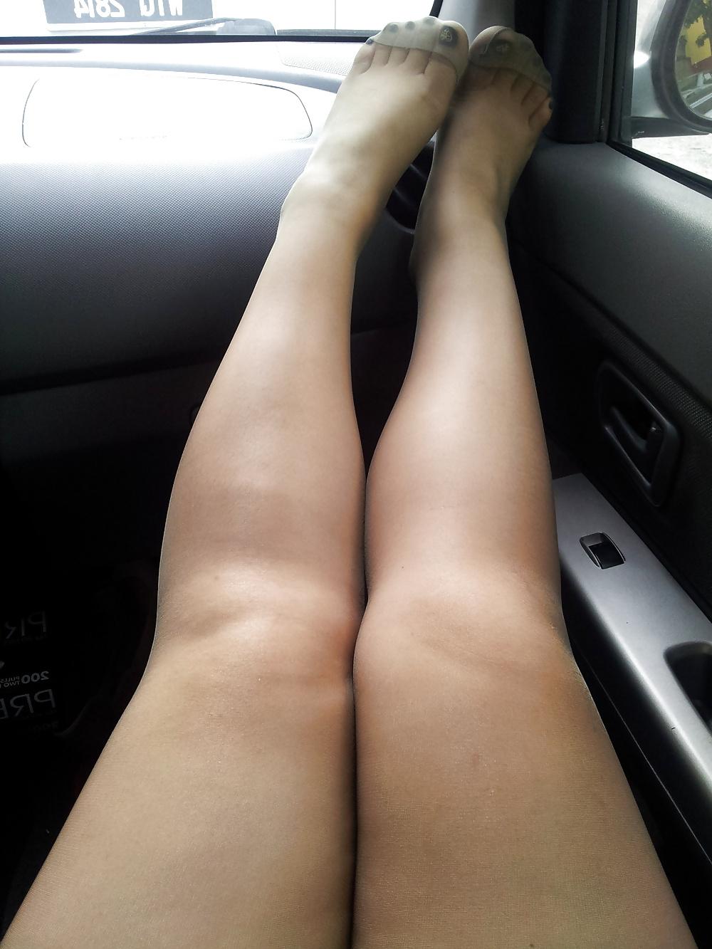 25P COMMENT On What You'd Do To Her Nylon Feet 3!