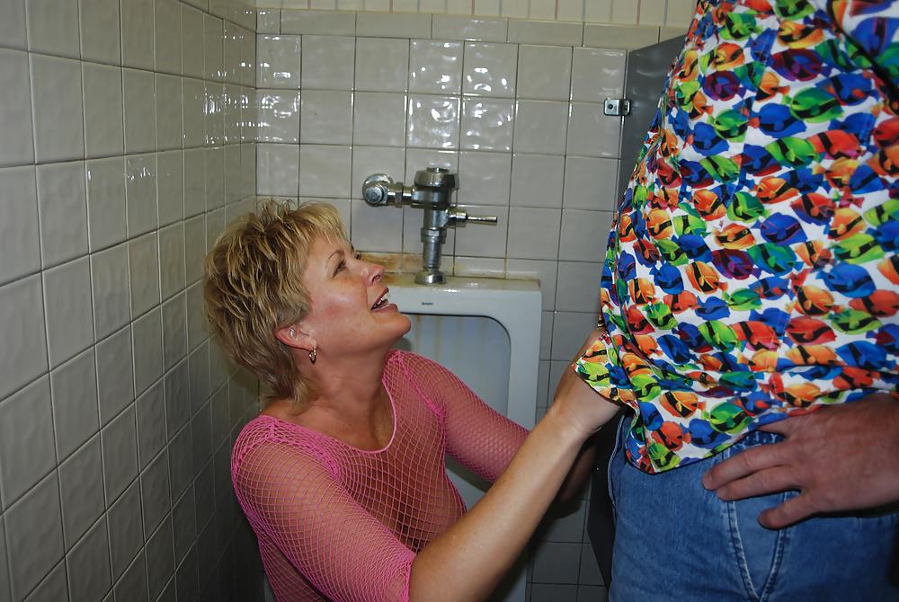 25P Tracy Licks blowjob queen
