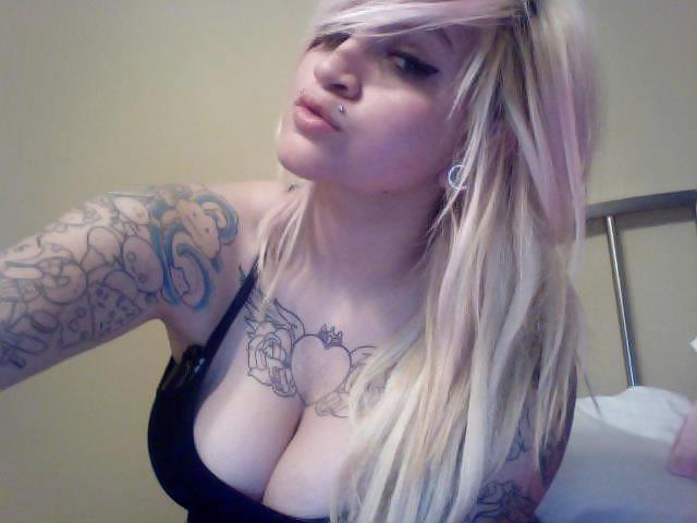 25P TITTY FUCK FB SLUTS
