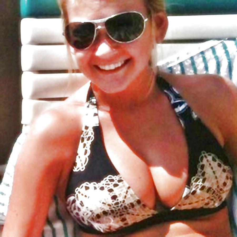 25P TITTY FUCK FB SLUTS