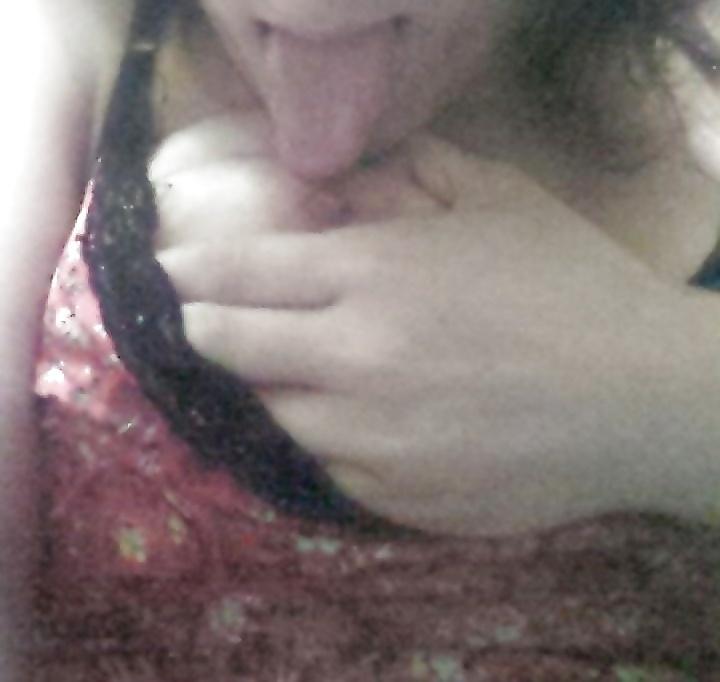 8P Hot Web Slut hairy and Juicy Pussy