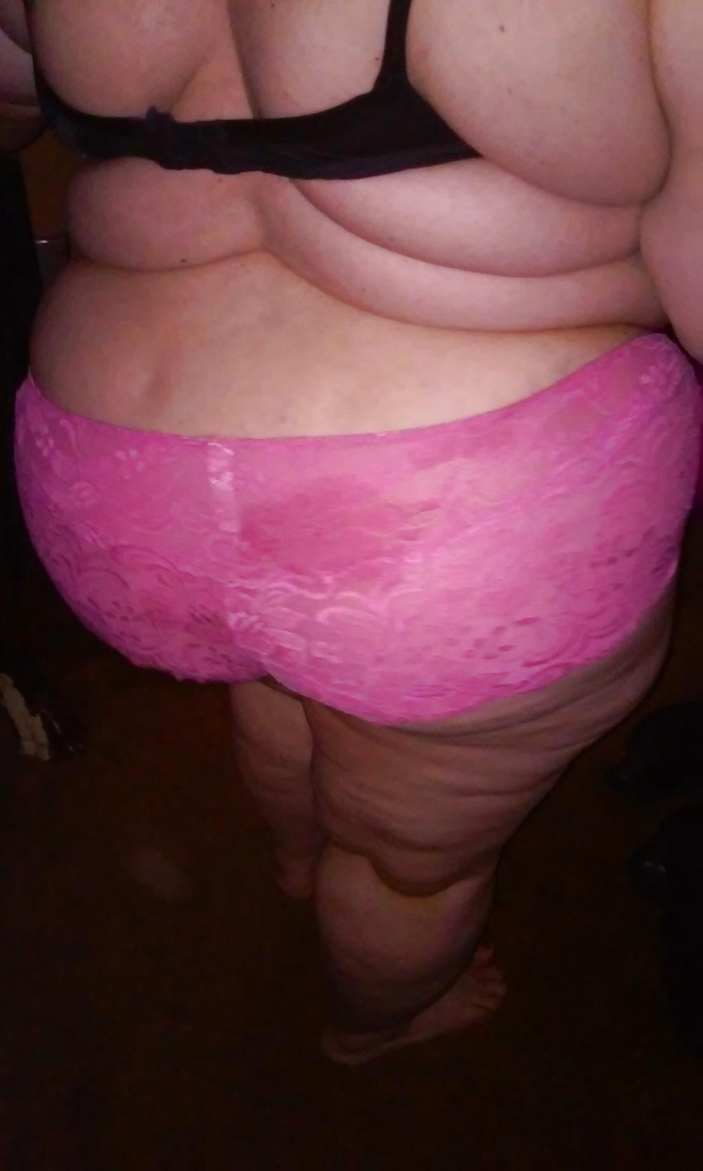 11P Obedient SSBBW Slave to BBC