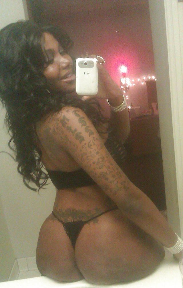 25P Houston hooker - black tattooed bitch
