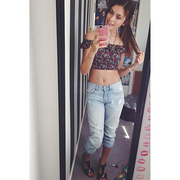 25P Cute and sexy Aussie teen Sarah Ellen