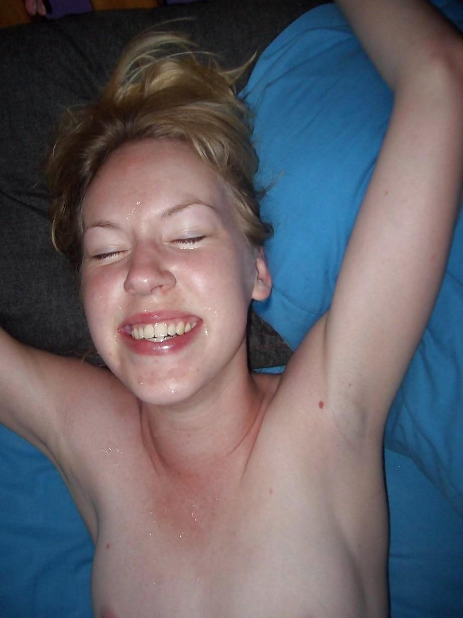 10P Cute blonde sucking cock