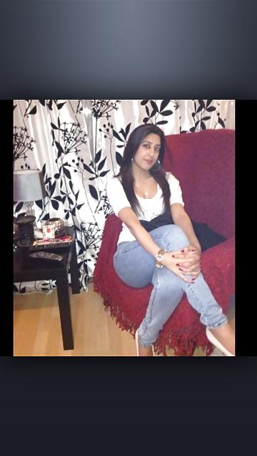 25P Random british uk bengali, paki desi girls
