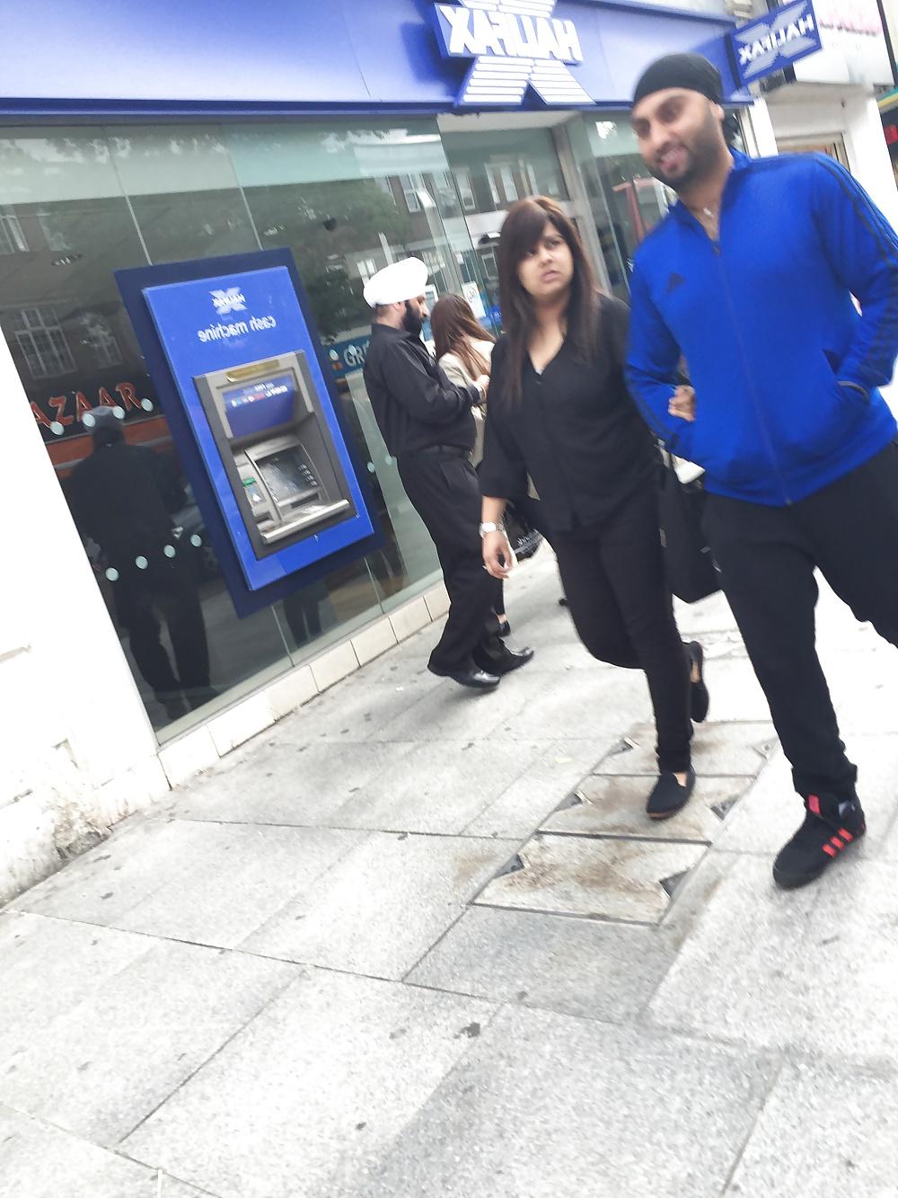 25P Random british uk bengali, paki desi girls
