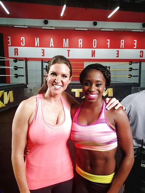 25P All hail the Queen Stephanie McMahon