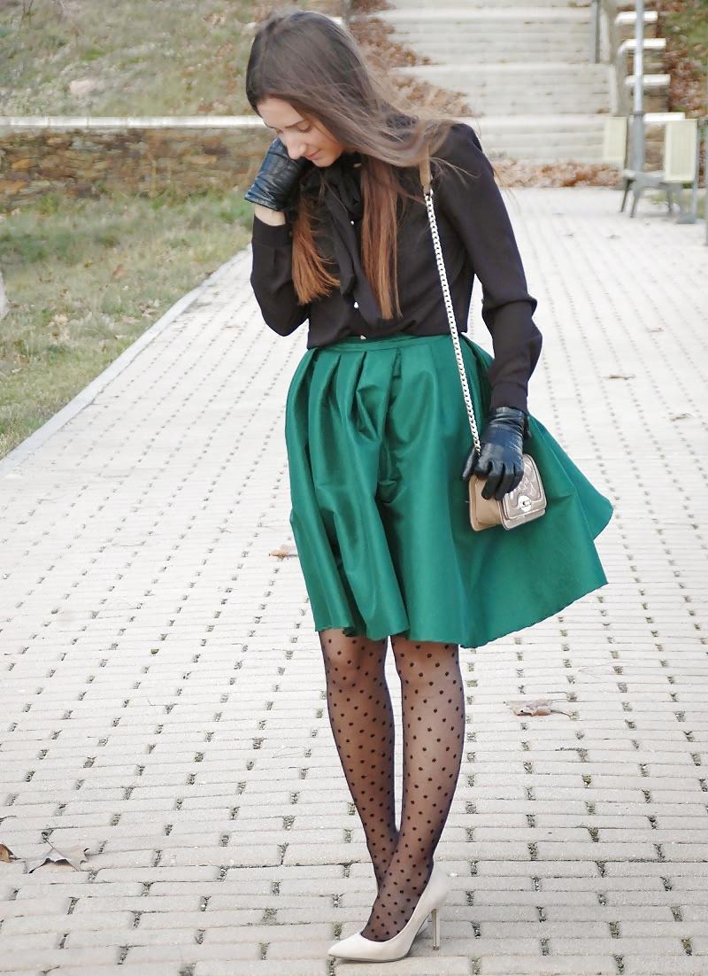 25P Pantyhose bitch from spain