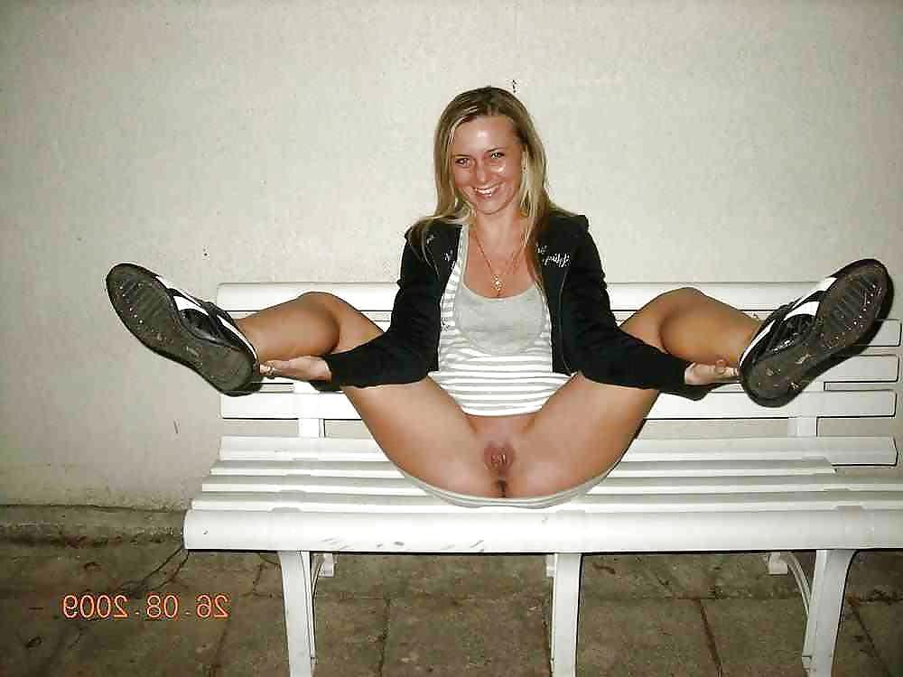 25P Nude in Public 4