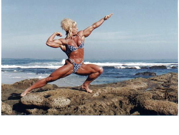 23P Lora Ottenad - Sexy female muscles