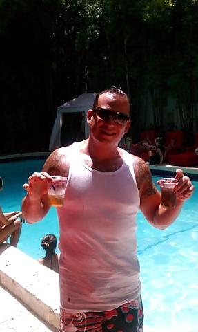 9P Gay guy from Texas for BBC