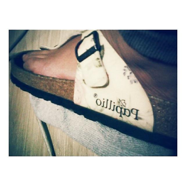 25P Birkenstock Shoes n Feet  6