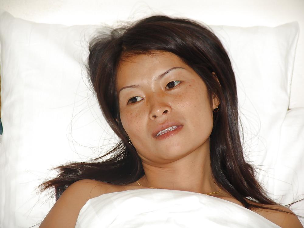 25P Girls fuck for money in thai......land