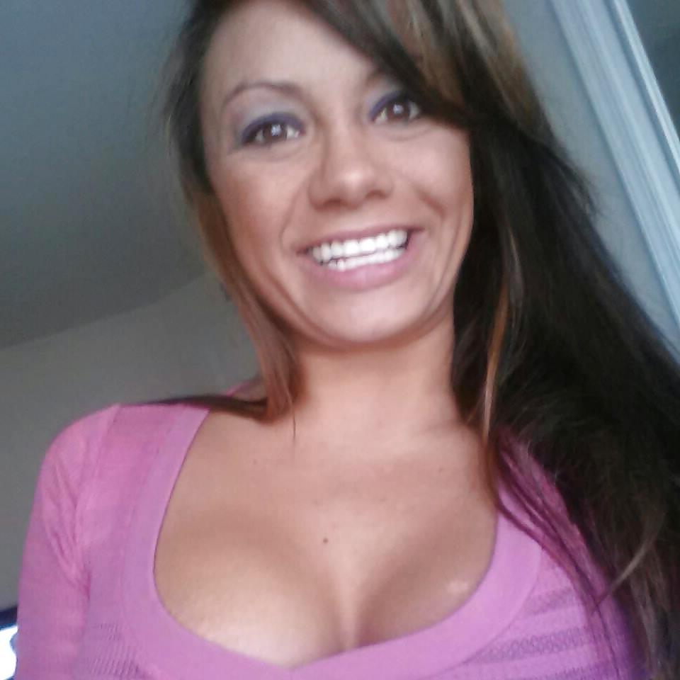 25P Facebook sluts please leave nasty comments for more 