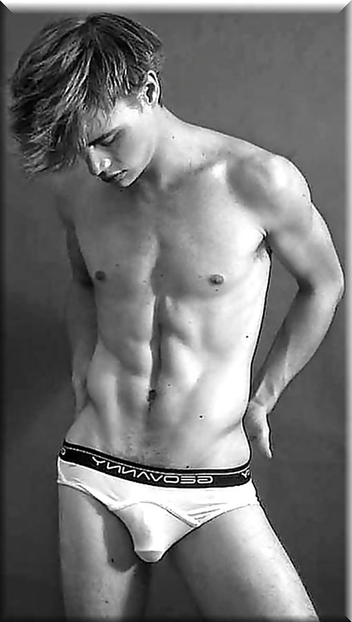 25P Lion's: Sexy Fashion - Hot Pants! LoL!