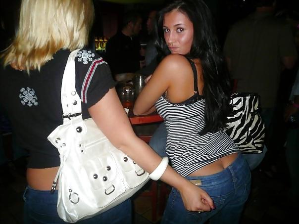 25P Facebook sluts leave nasty comments for more