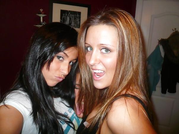 25P Facebook sluts leave nasty comments for more