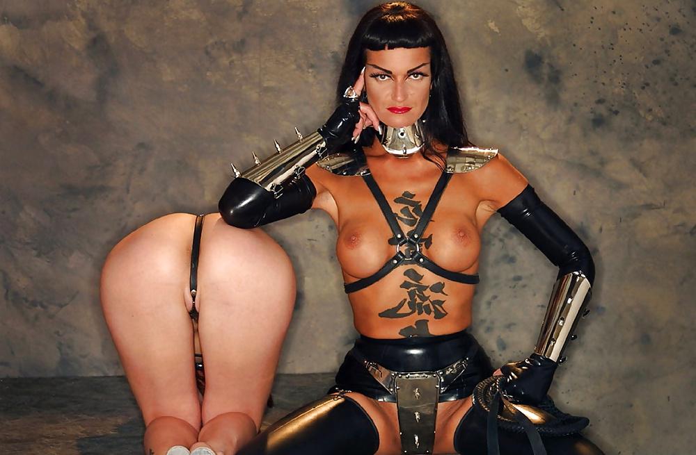 7P Bondage art..... 