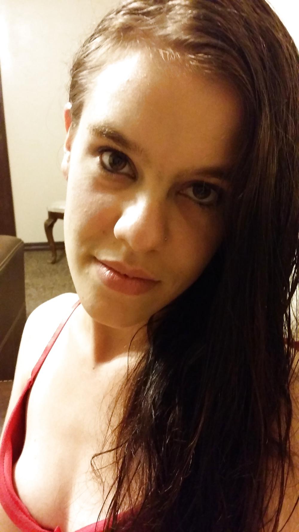 18P Teen Feet Girl Tamara Asser after shower session.