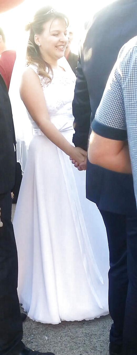 8P Spy sexy bride romanian