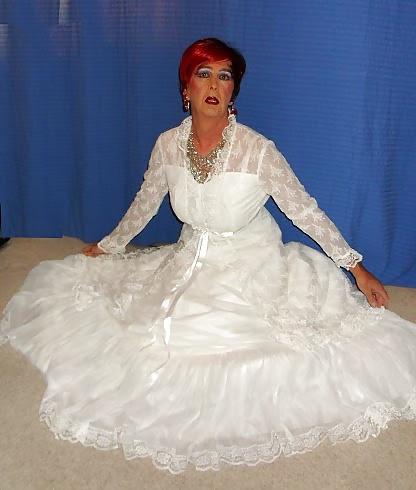 17P Mandytv1 Sexy Tranny Bride