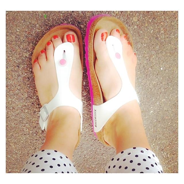 25P Birkenstock Shoes n Feet 6