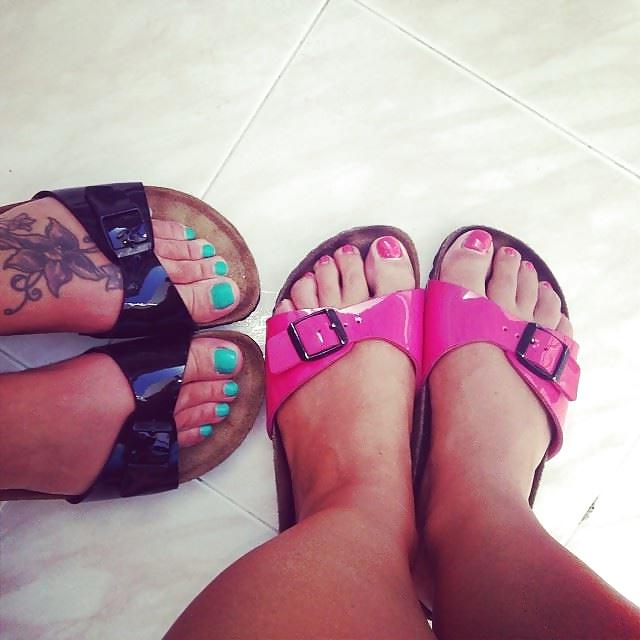 25P Birkenstock Shoes n Feet 6