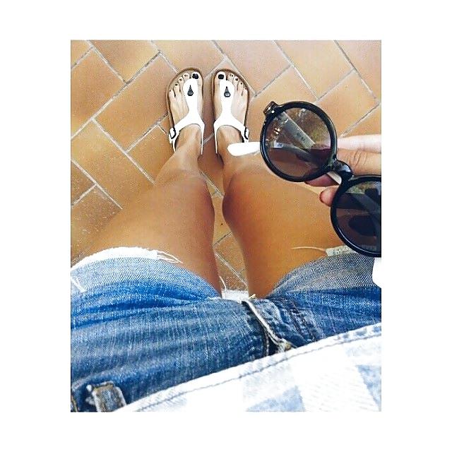 25P Birkenstock Shoes n Feet 6