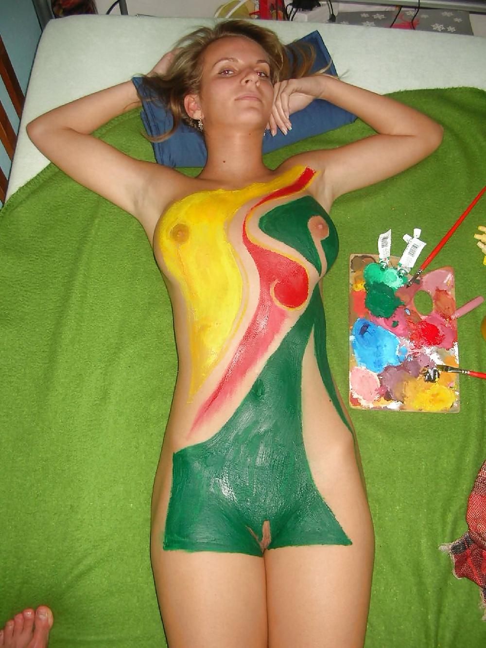 10P TheSandfly Naked Amateur ART!