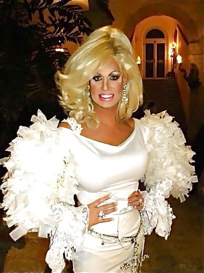 11P My FAVORITE Drag Queen