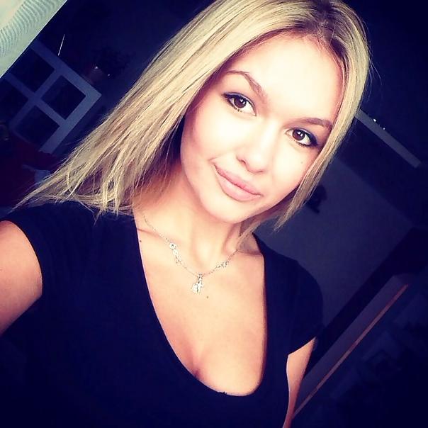 20P Anya russian bitch 