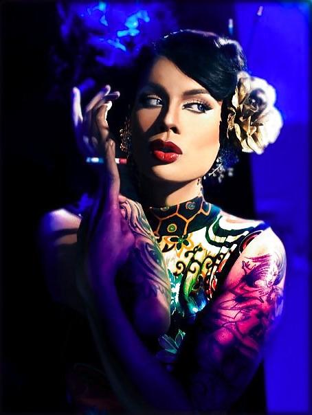 19P Don't Ask, Don't Tell(World's Sexiest Drag Queens)