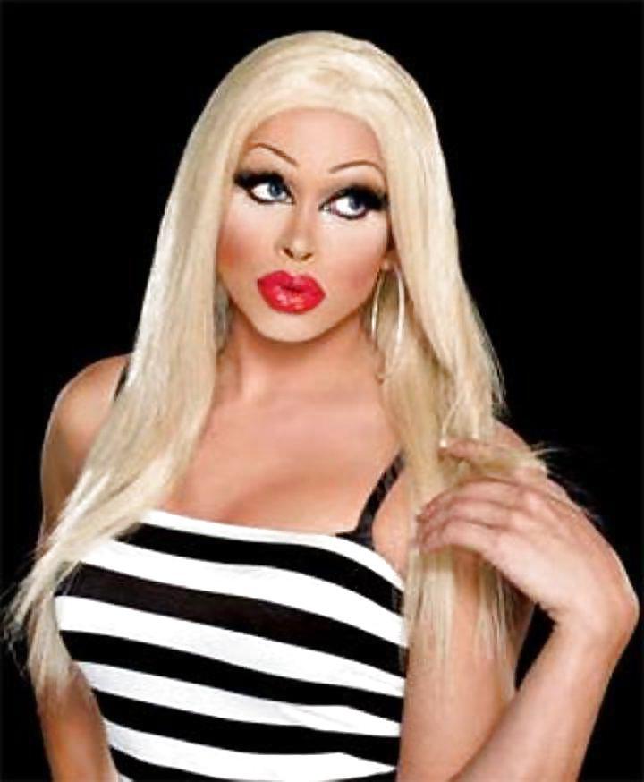 19P Don't Ask, Don't Tell(World's Sexiest Drag Queens)