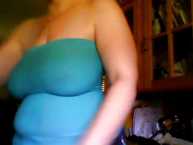 23P Erin W. Floppy tit queen