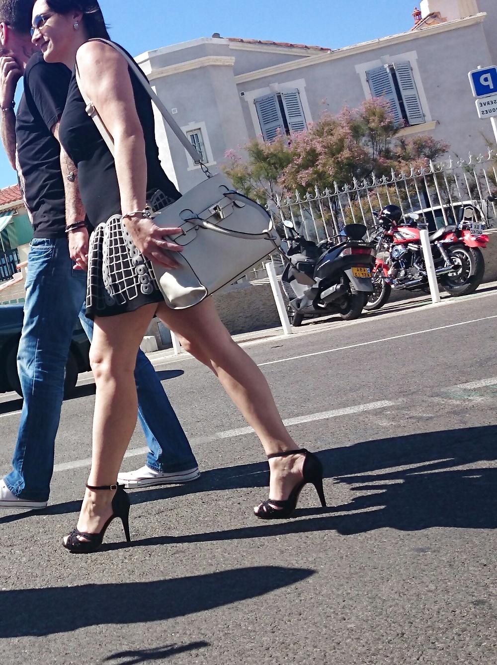 22P Candid heels feet and legs 2