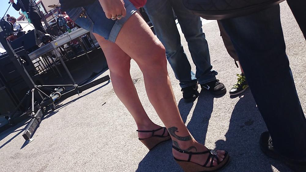 22P Candid heels feet and legs 2