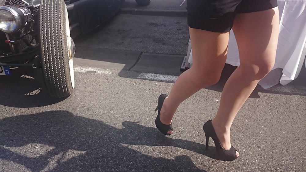 22P Candid heels feet and legs 2