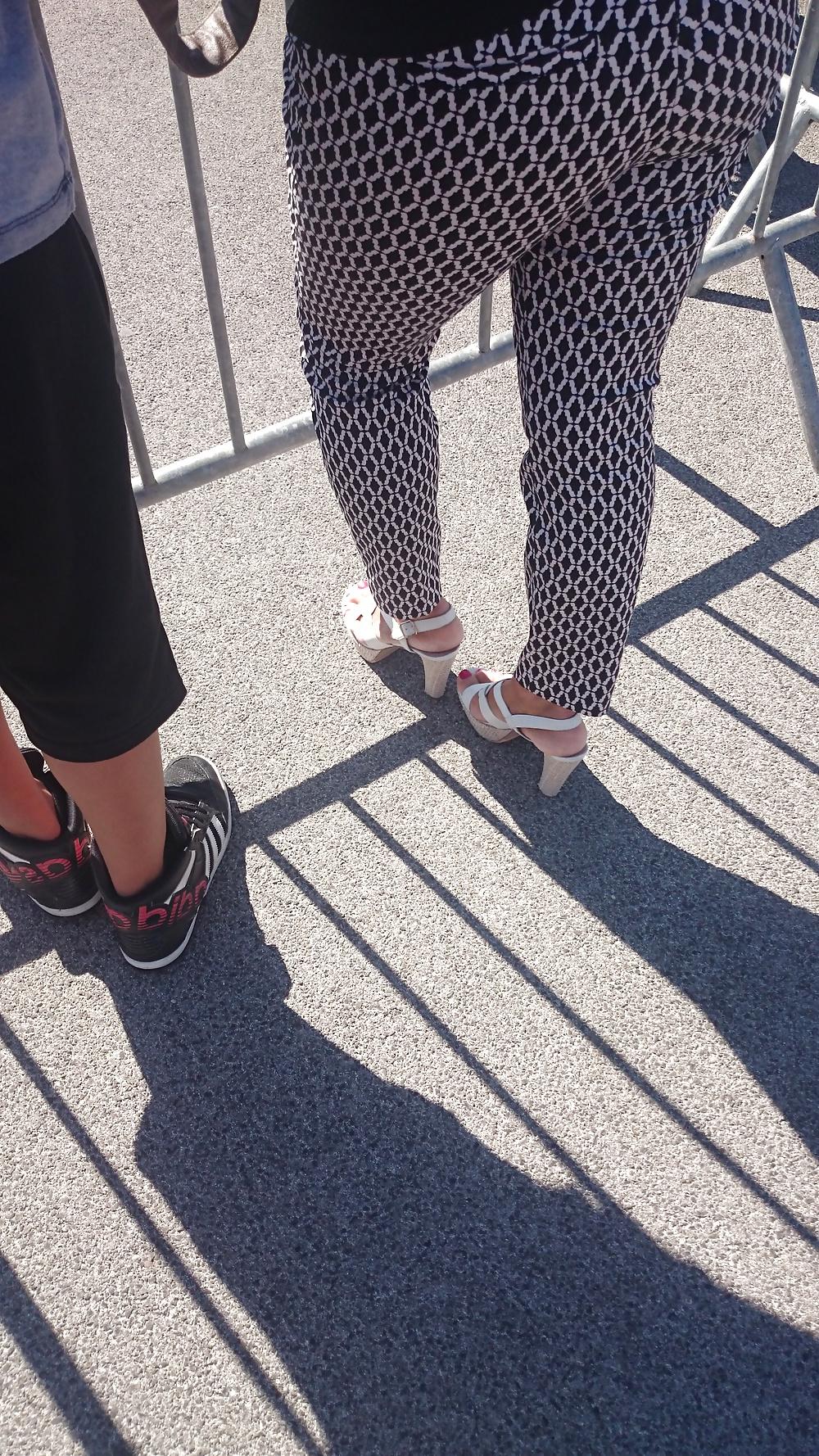 22P Candid heels feet and legs 2