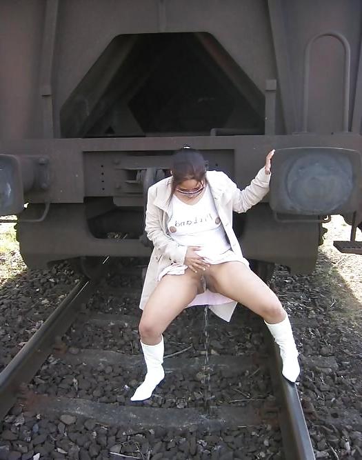 25P Girls, Train, Tram, Metro 1