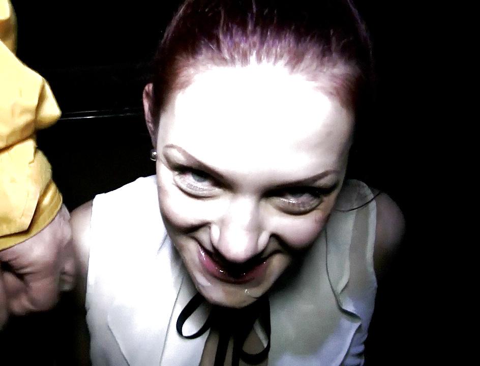 19P Pierced Tongue Dogging Bitch