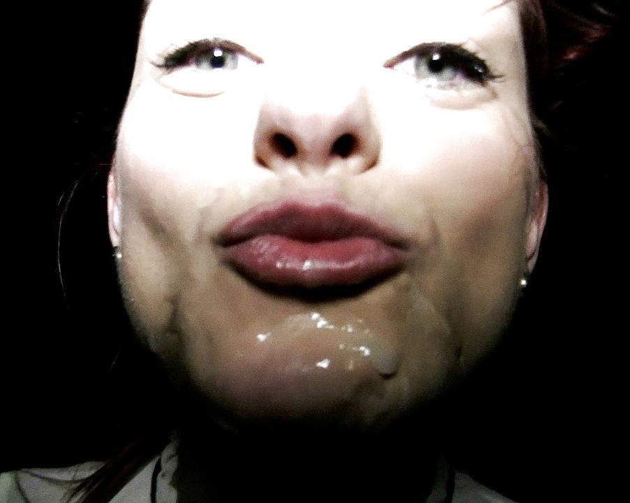 19P Pierced Tongue Dogging Bitch