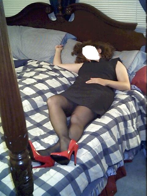 13P Great Stockings, Legs and Feet