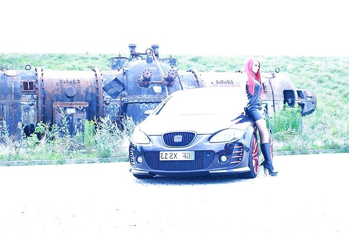 12P Bitch Lena like Cars