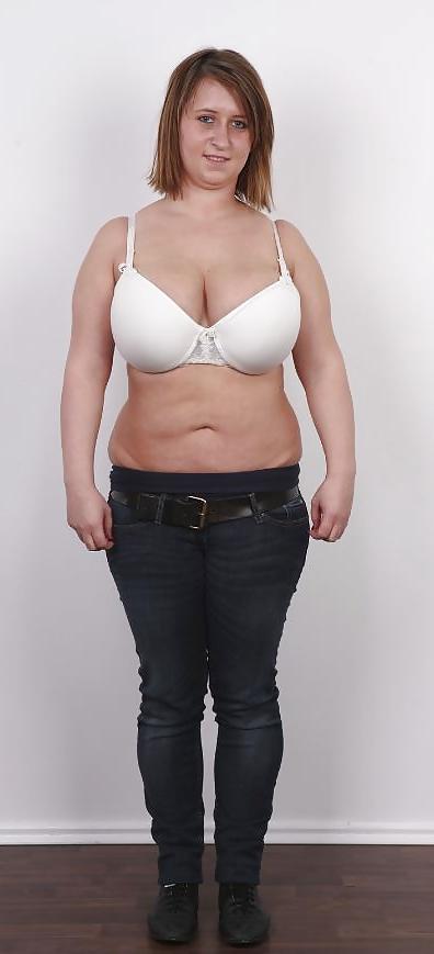 12P Chunky teen with big hangers