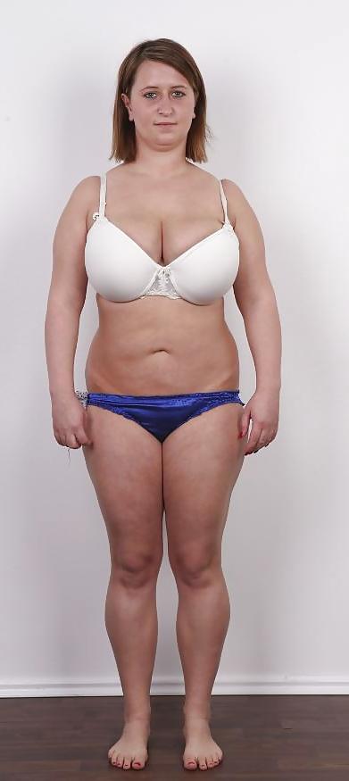 12P Chunky teen with big hangers