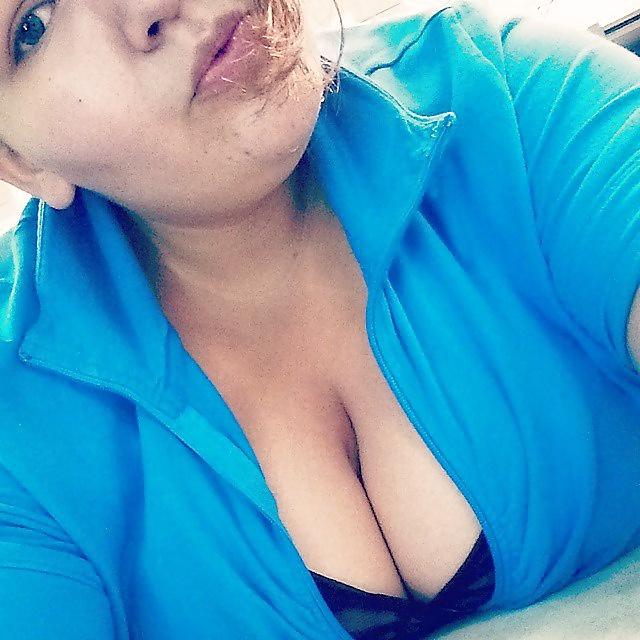 7P BBW LIKE TO PLAY WITH TOYS :P